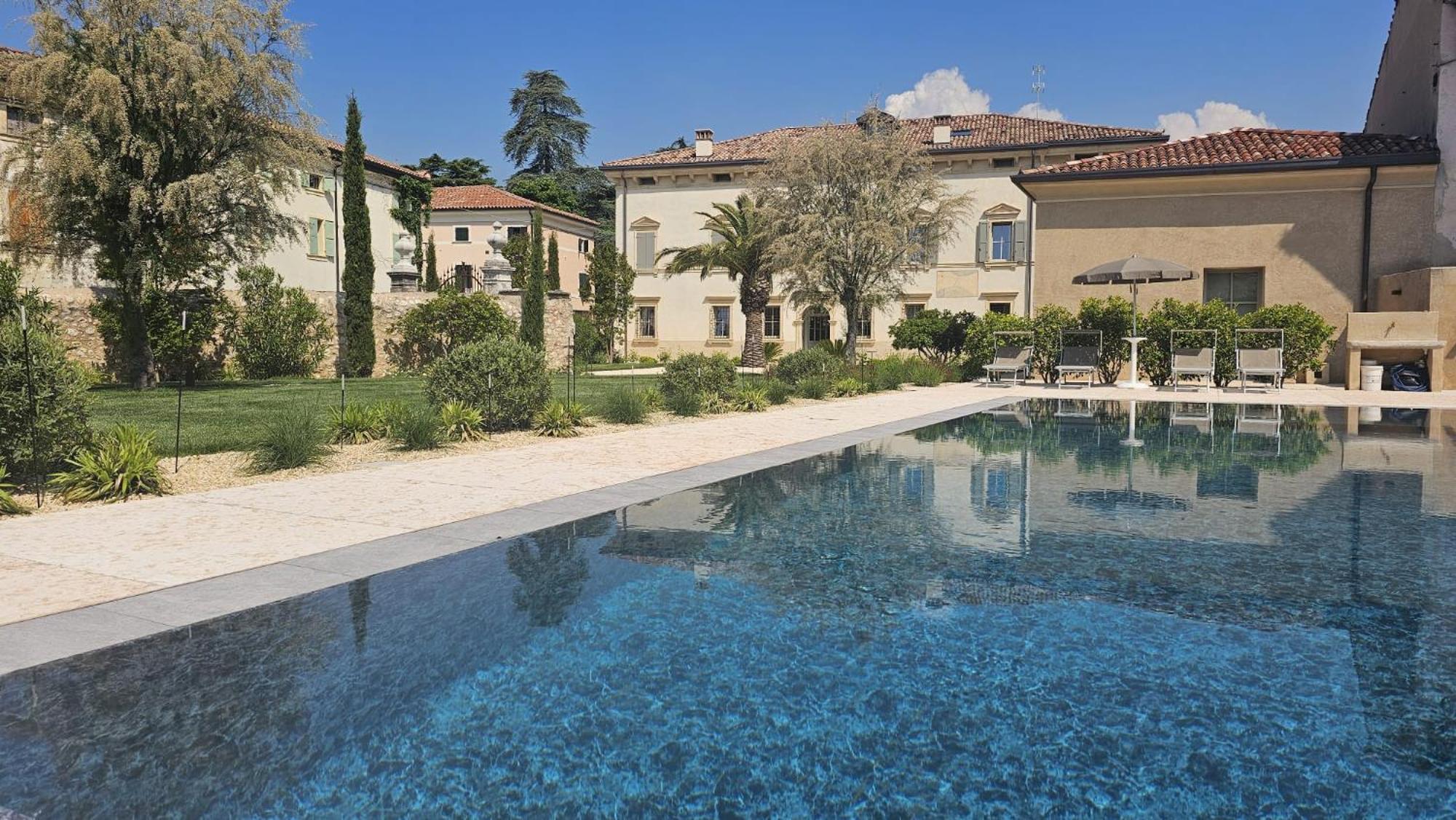 Villa Tosi - Luxury Apartments In Villa Veneta Tregnago Екстер'єр фото